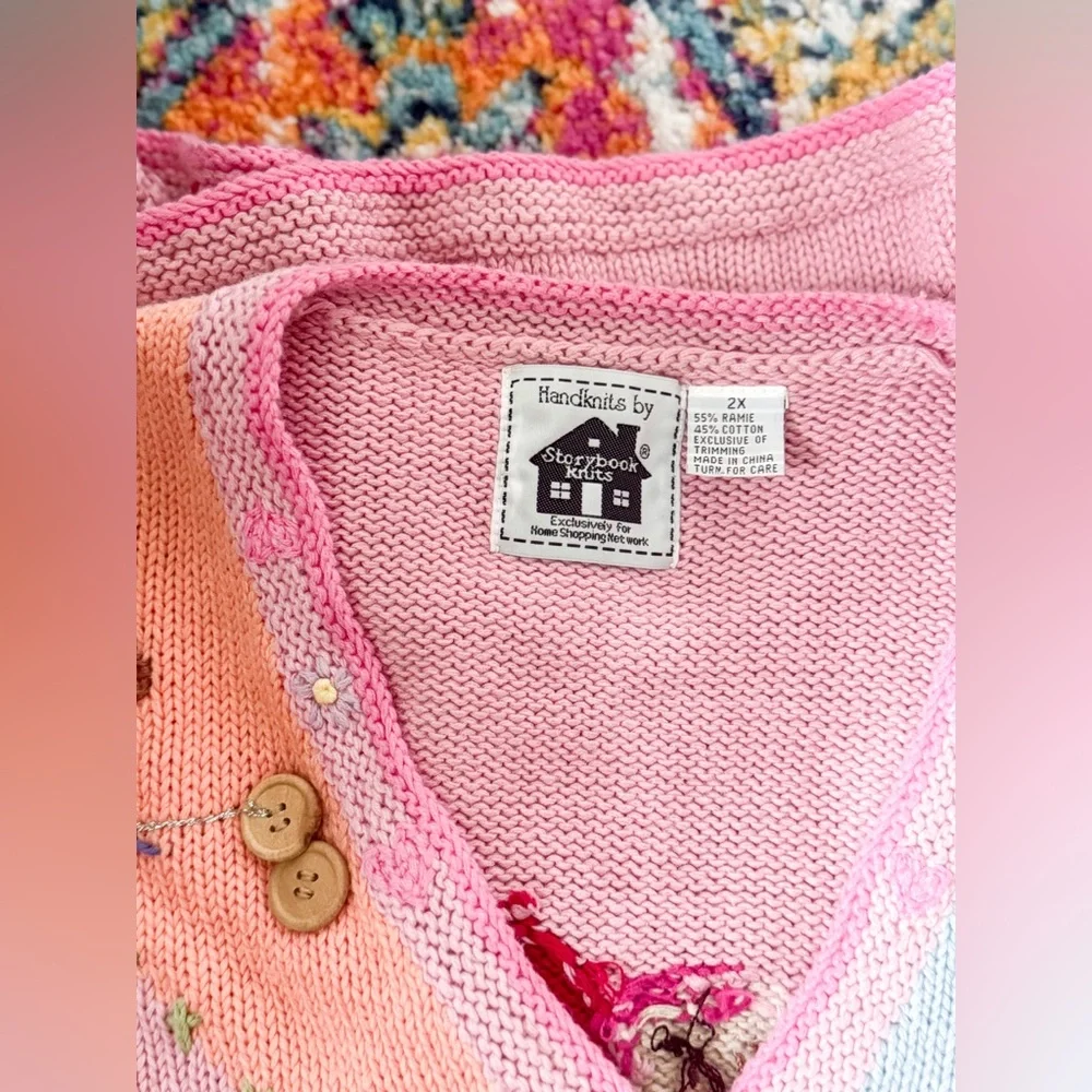 SOLD Vintage Storybook Knits Mom Themed Cardigan - Picture 8 of 8